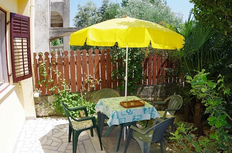 Appartement Wohnung in Pješčana Uvala, 500 m vom Strand en