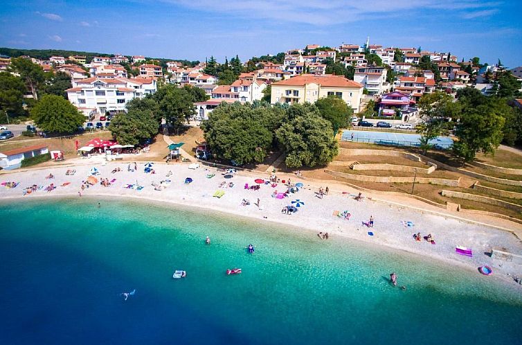 Appartement Wohnung in Pješčana Uvala, 500 m vom Strand en