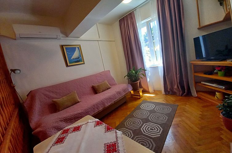 Appartement Wohnung in Pješčana Uvala, 500 m vom Strand en