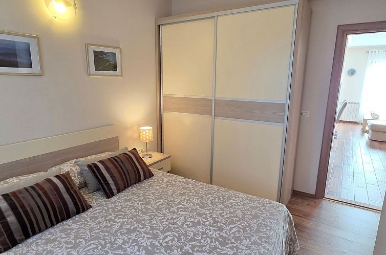 Appartement Elegantes Familienappartement mit privatem Pool