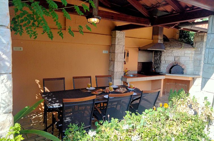 Appartement Elegantes Familienappartement mit privatem Pool