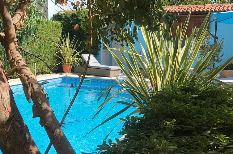 Appartement Elegantes Familienappartement mit privatem Pool