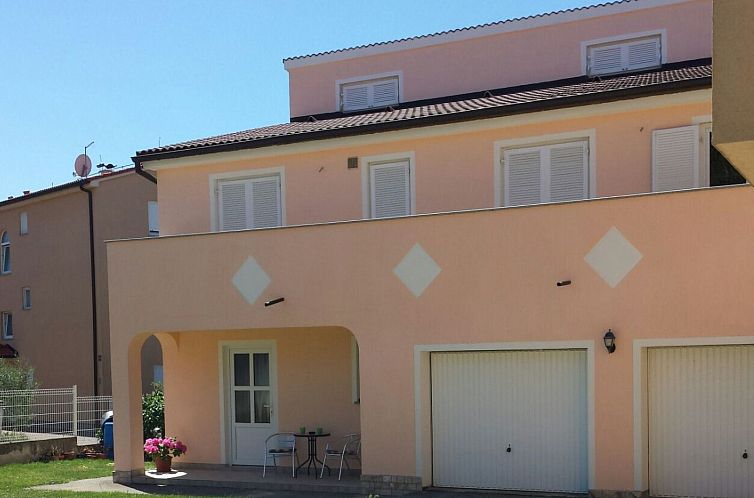 Unterkunft 10114572 - Appartement Istrien - Appartement Appartement in Banjole mit Terrasse und Garten