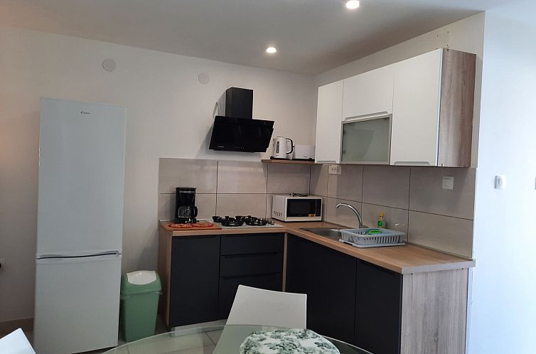 Appartement in Banjole mit Terrasse und Garten