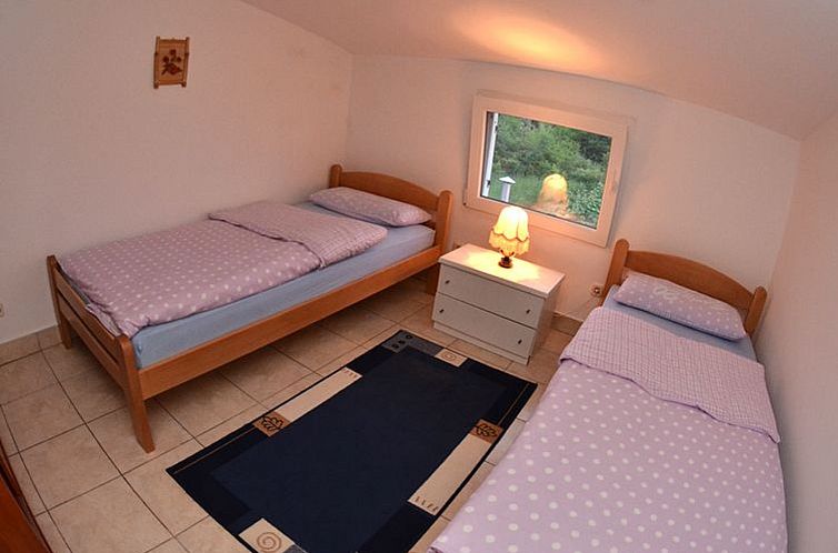 Vakantiehuis Komfortables Ferienhaus in Sisan