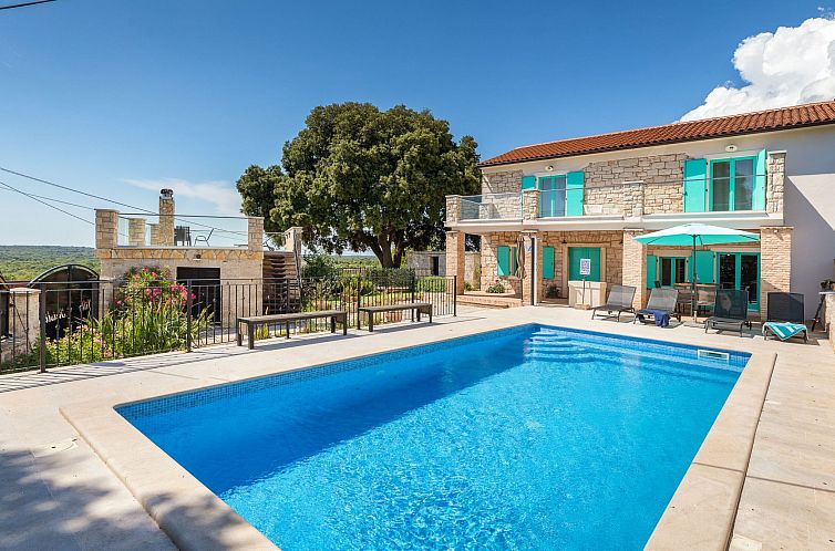 Unterkunft 10114586 - Ferienhaus Istrien - Vakantiehuis Ferienvilla "Haus Kristina"