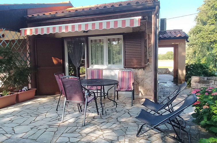 Unterkunft 10114593 - Appartement Istrien - Appartement Anwesen "Nina" auf einem eingezäunten Grundstü