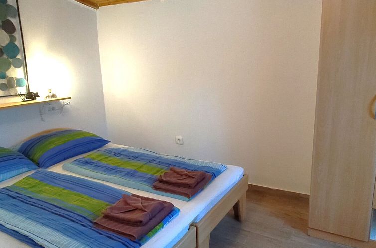 Appartement Anwesen "Nina" auf einem eingezäunten Grundstü
