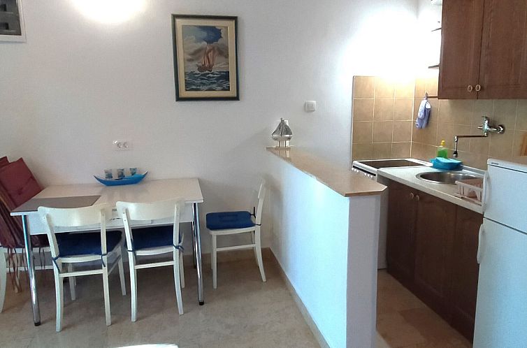Appartement Anwesen "Nina" auf einem eingezäunten Grundstü
