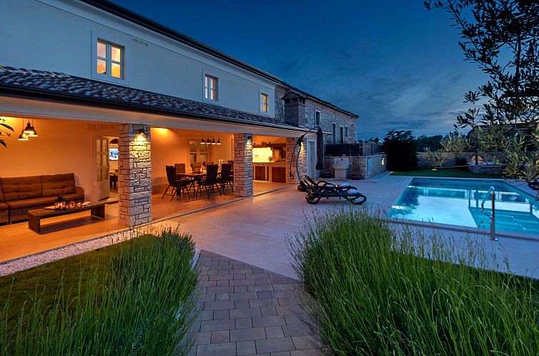 Unterkunft 10114819 - Ferienhaus Istrien - Vakantiehuis Villa Casa Lori