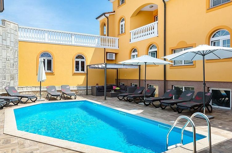 Appartement Charmante Ferienwohnung in Medulin mit Grill, Te