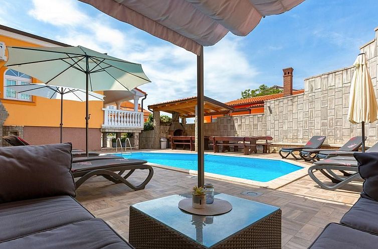 Appartement Charmante Ferienwohnung in Medulin mit Grill, Te