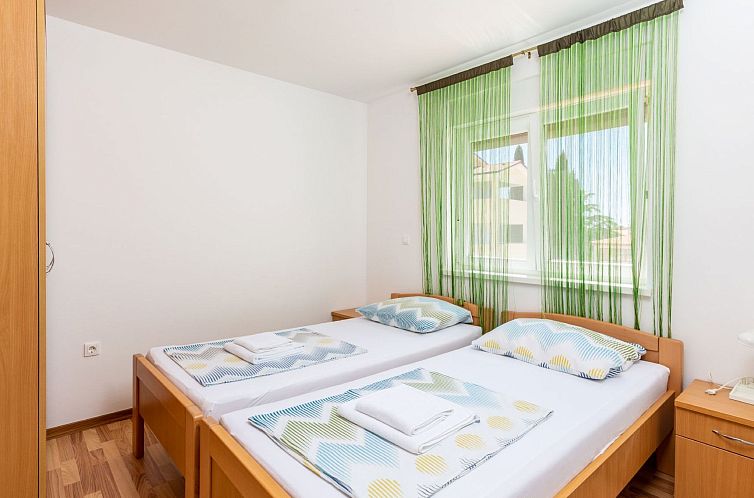 Appartement Wohnung "Dragan" mit Balkon