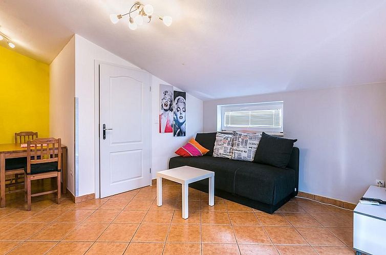 Appartement "Borka Kapovica" mit Balkon