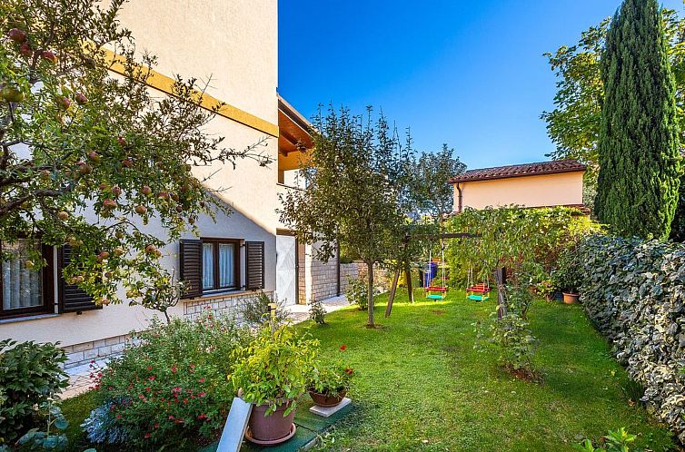 Appartement Wohnung "Maretic Mali" mit Terrasse