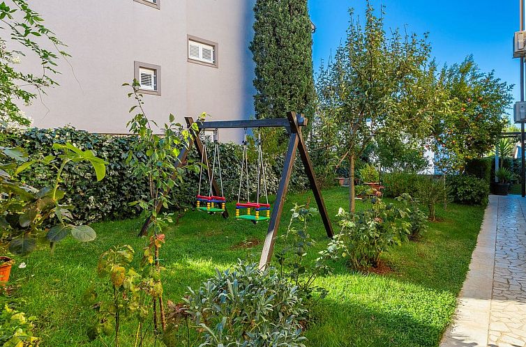 Appartement Wohnung "Maretic Mali" mit Terrasse