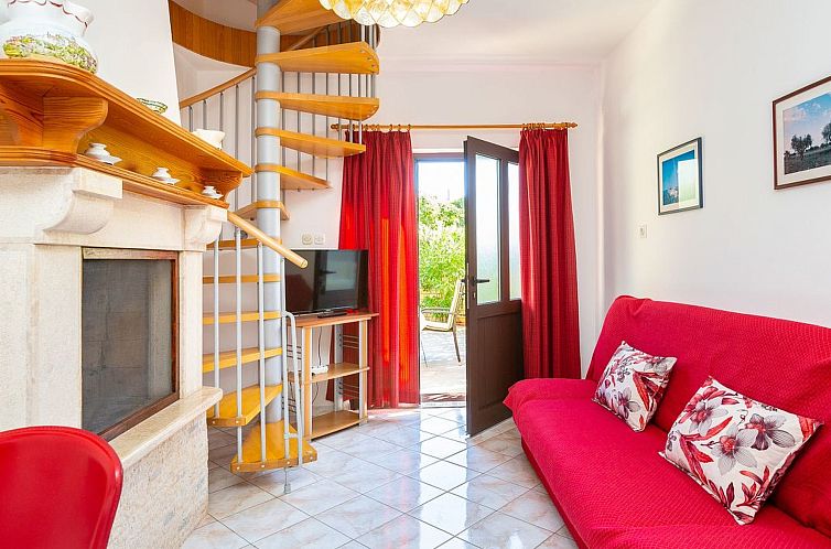 Appartement Wohnung "Maretic Mali" mit Terrasse