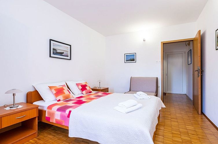 Appartement Wohnung "Maretic Mali" mit Terrasse