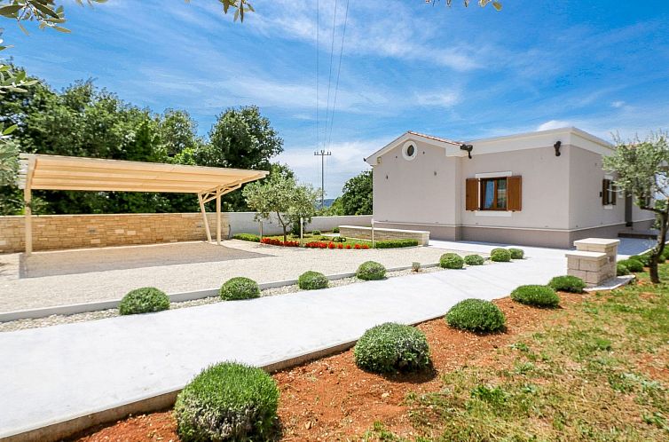 Vakantiehuis Villa "Tara" mit privatem Pool
