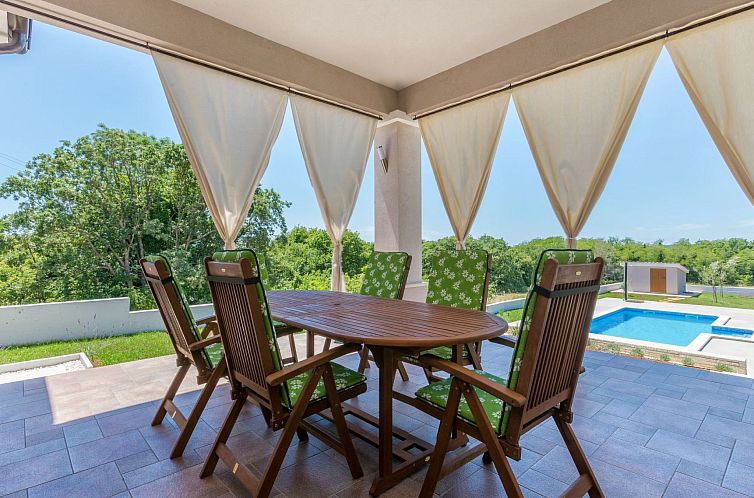 Vakantiehuis Villa "Tara" mit privatem Pool