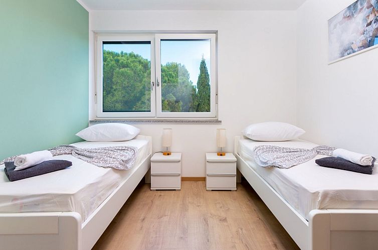 Appartement "Limani" mit Balkon