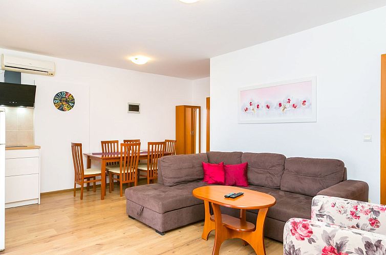 Appartement Angenehme Wohnung mit Terrasse und Barbecue