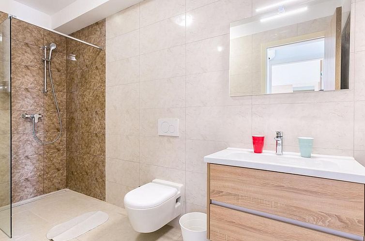 Appartement Wohnung "Nevia 6" mit Blick auf das Wasser