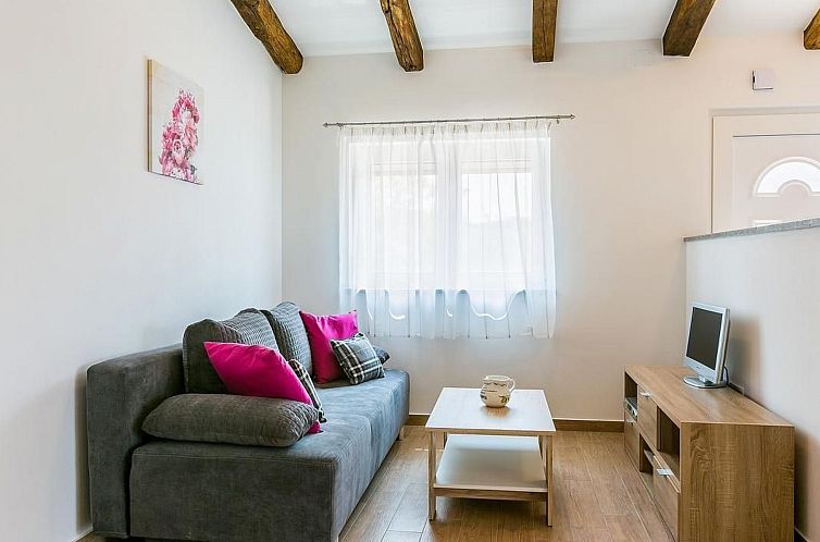Vakantiehuis Angenehmes Ferienhaus in Medulin