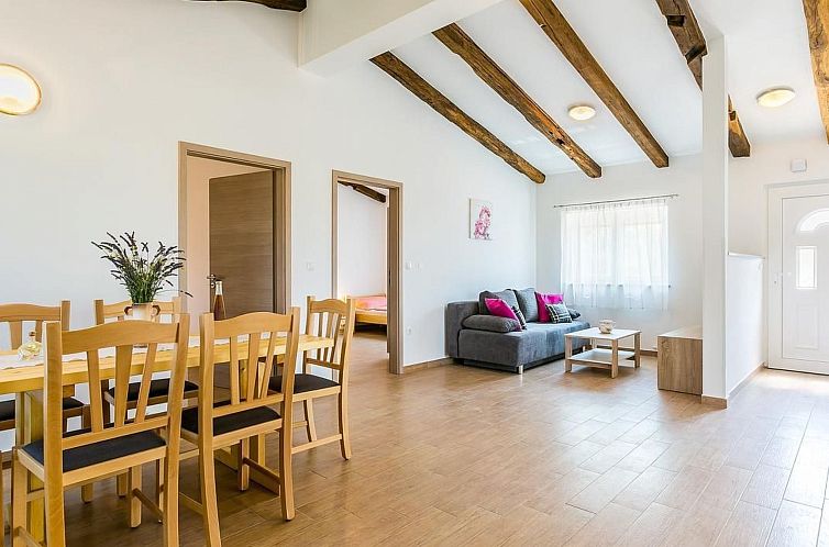 Vakantiehuis Angenehmes Ferienhaus in Medulin