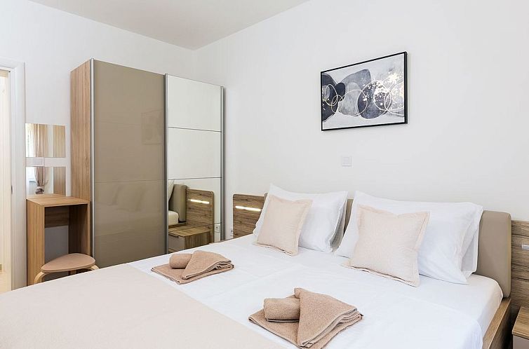 Appartement mit Terrasse