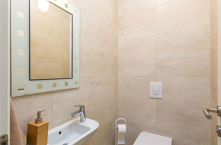 Appartement mit Terrasse