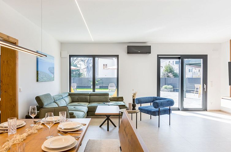 Vakantiehuis Ferienvilla "Villa Mila" mit eigenem Pool