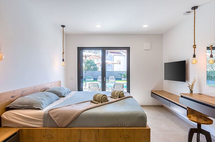 Vakantiehuis Ferienvilla "Villa Mila" mit eigenem Pool