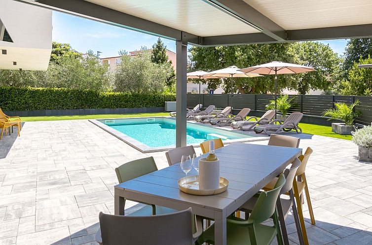 Vakantiehuis Ferienvilla "Villa Mila" mit eigenem Pool