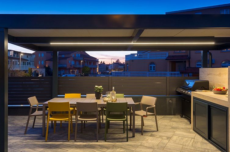 Vakantiehuis Ferienvilla "Villa Mila" mit eigenem Pool