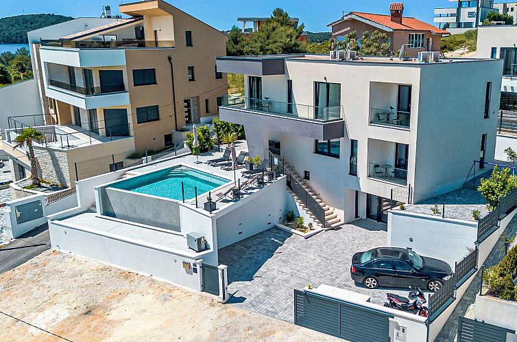 Unterkunft 10115136 - Ferienhaus Istrien - Vakantiehuis Villa Delfin mit Pool