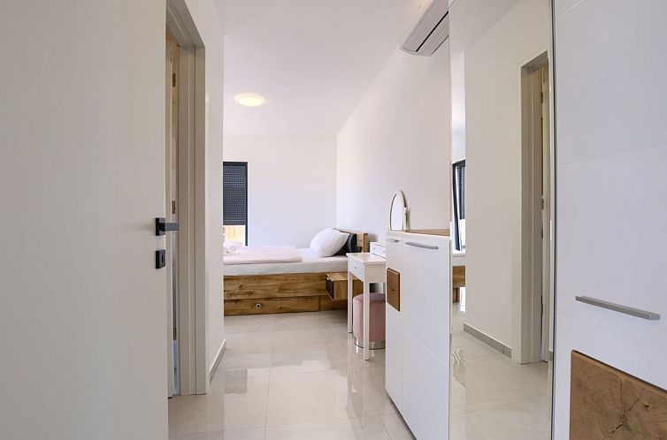 Vakantiehuis Villa Delfin mit Pool