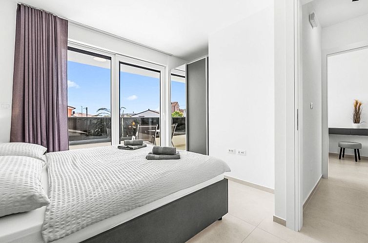 Appartement Wohnung "Sladja lux Wohnung"