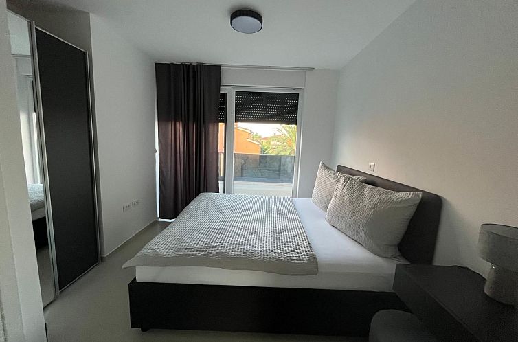 Appartement Wohnung "Sladja lux Wohnung"