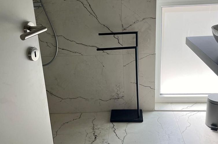 Appartement Wohnung "Sladja lux Wohnung"