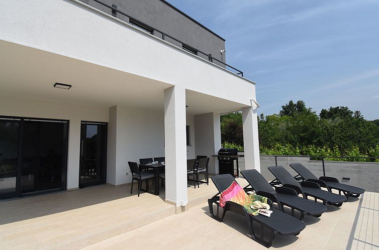 Vakantiehuis Ferienvilla "Luxury Villa Tara" mit beheiztem P