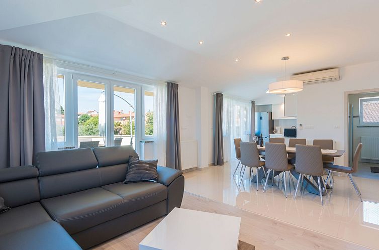 Appartement Luxus-Wohnung Igor Attic