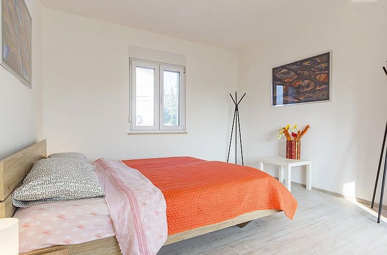 Vakantiehuis Villa Agneza mit Garten, Pool und Pavillon