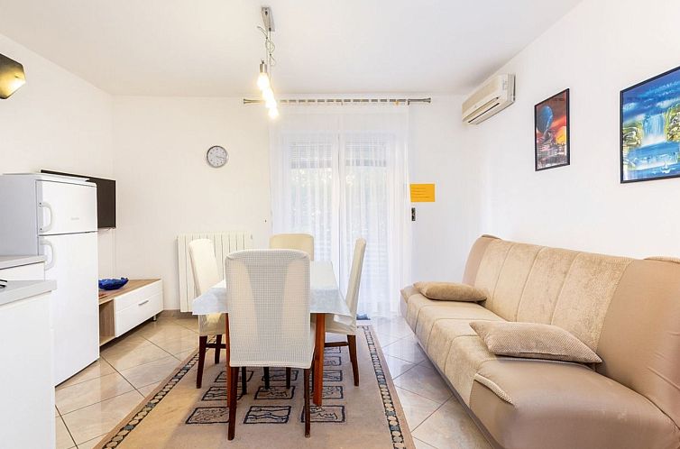 Appartement in der Nähe des Sandstrandes