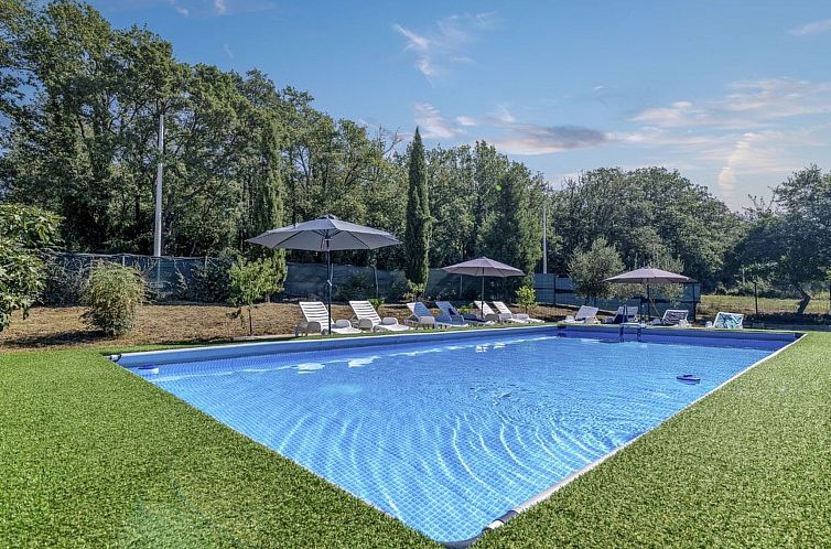 Vakantiehuis Charmantes Ferienhaus in Medulin, mit Pool...
