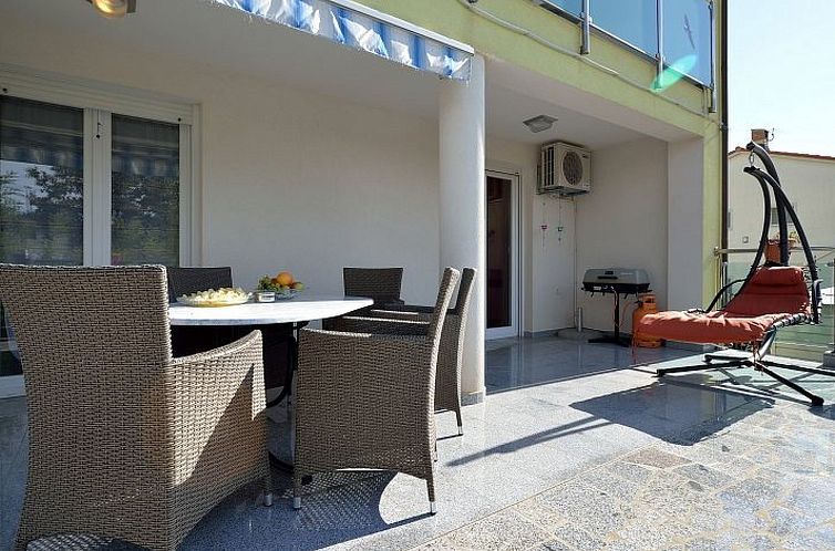 Vakantiehuis Ferienvilla "Posesi Dujak"