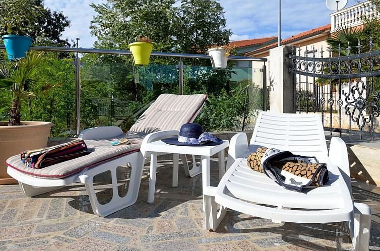 Vakantiehuis Ferienvilla "Posesi Dujak"