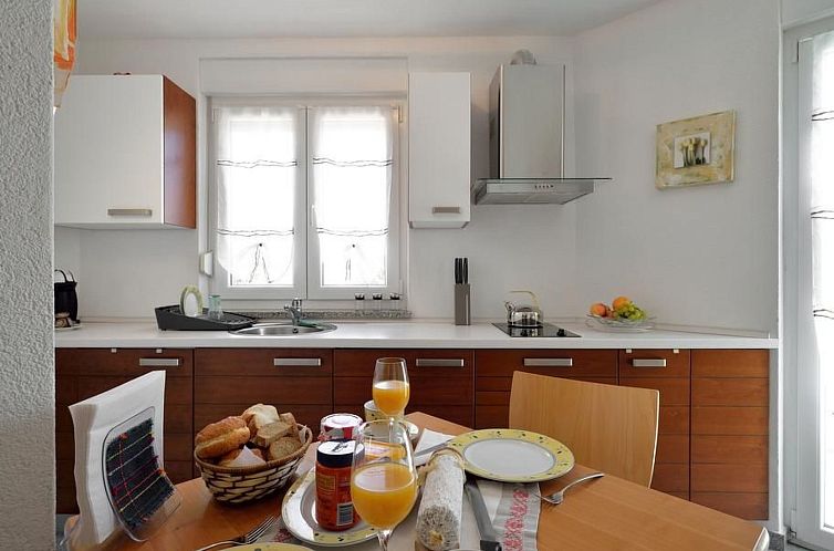 Vakantiehuis Ferienvilla "Posesi Dujak"