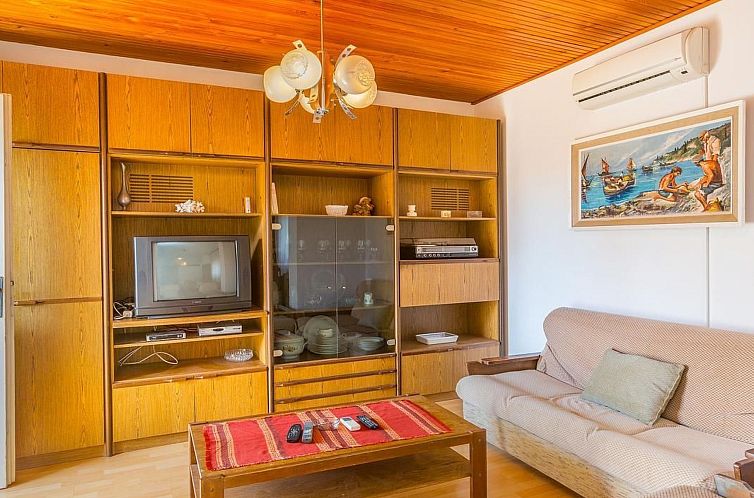 Appartement Wohnung "Miranda Veliki" mit Balkon