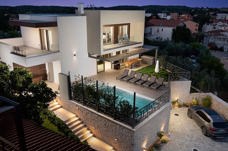 Vakantiehuis Ferienvilla "Villa Suenos" mit privatem Pool
